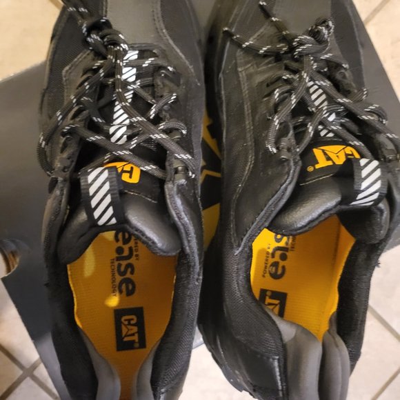 1New in the box. 2nd pair worn 1 day. Still virtually new.